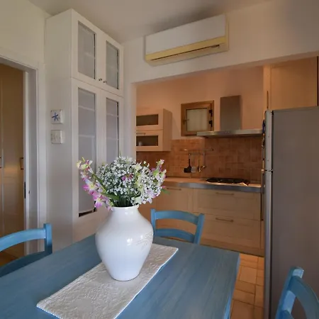 Mary In Golfo Aranci, Sardegna Vista Mare A C Villa *